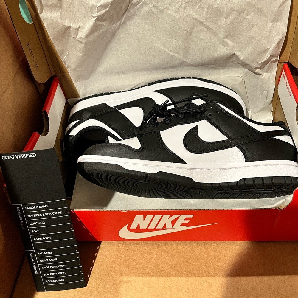 Nike Low Dunk Pandas